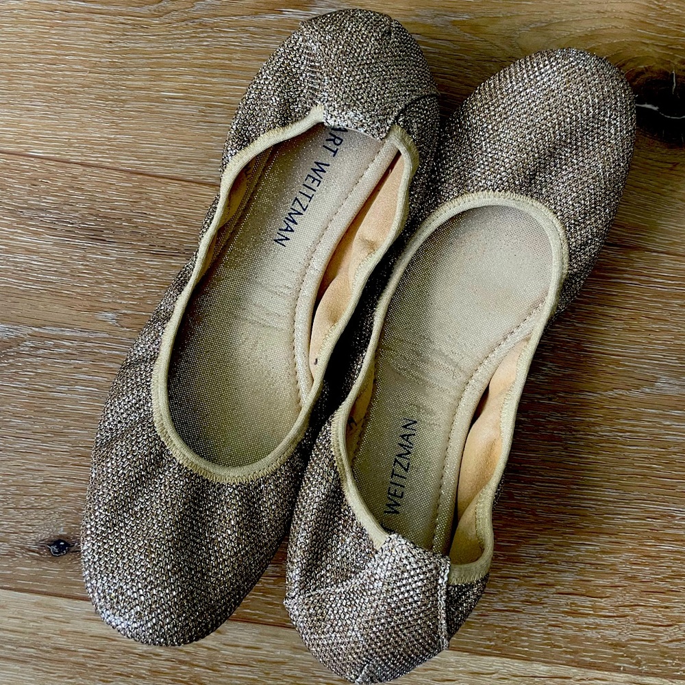 Stuart Weizman Gold Metallic ballet flats 8.5M